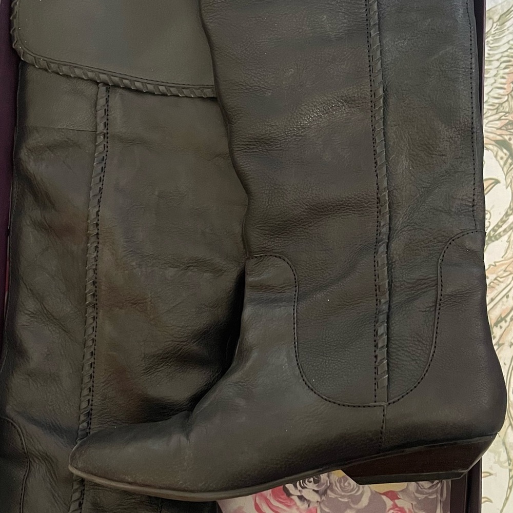 Women’s boots